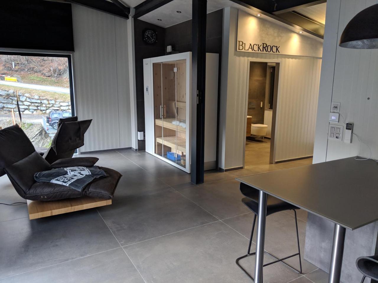 黑岩山林小屋 施塔尔登 外观 照片